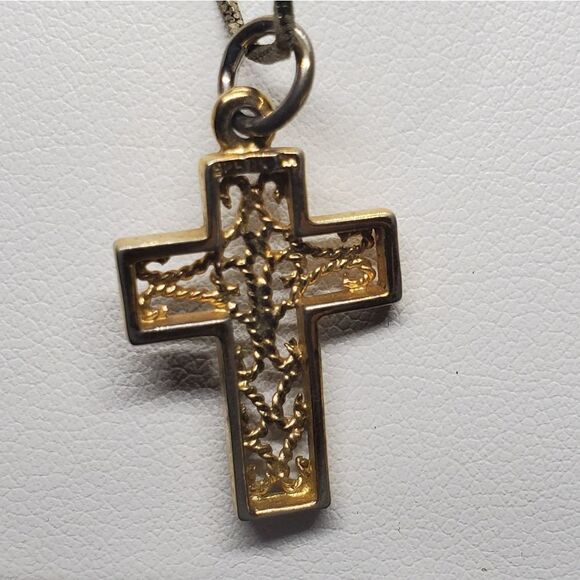Danecraft Sterling Silver Necklace & Gold Plated Cross Pendant - Picture 3 of 7